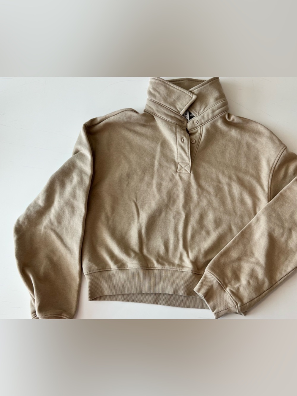 Y2K Tan Pull-On Crop Sweatshirt size XXS